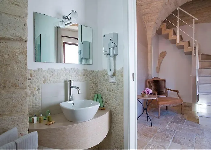 Trullo Il Cantastorie Bed & Breakfast 3*